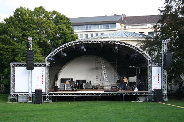 elisengarten8CB726CF-BCE9-B03D-B73C-2304E4C4CCA1.jpg